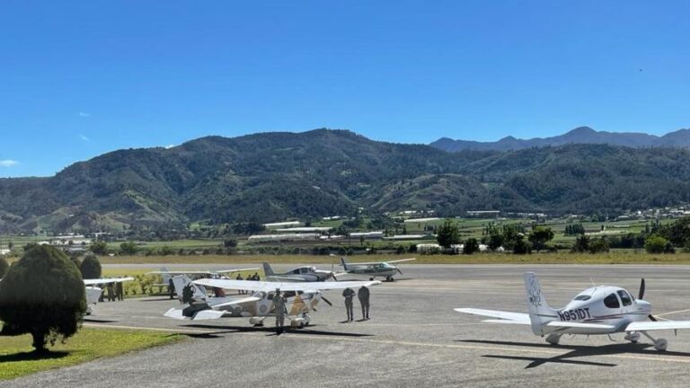 El aeropuerto de Constanza: una infraestructura estratégica sin fecha de reapertura