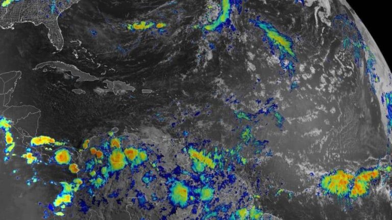 Se forma la primera onda tropical de la temporada de huracanes de 2025