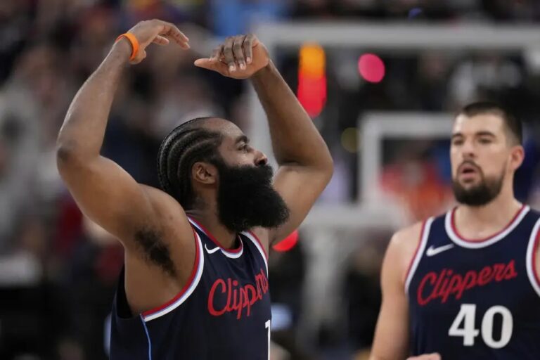 James Harden lidera a Clippers con 28 puntos y fuerzan séptimo juego ante los Nuggets con victoria 111-105