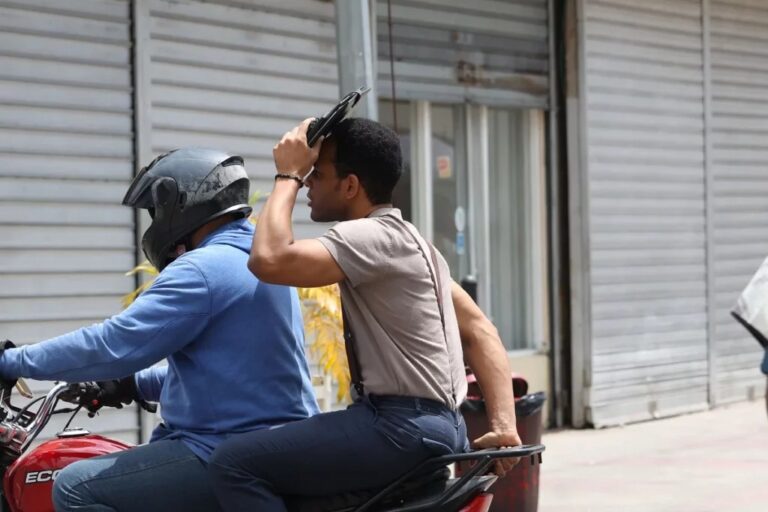 ¡Adiós al polvo del Sahara! Desde hoy disminuyen las partículas, pero persiste el calor