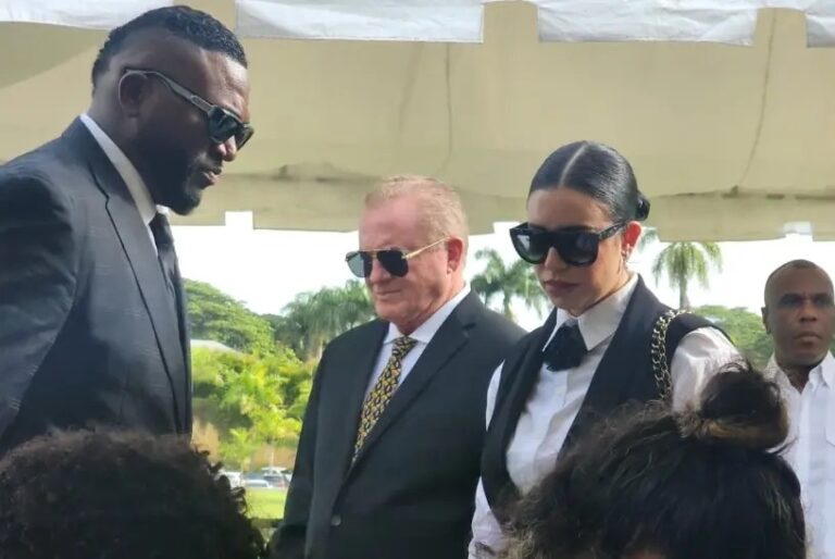 Entre lágrimas, David Ortiz despide a su padre