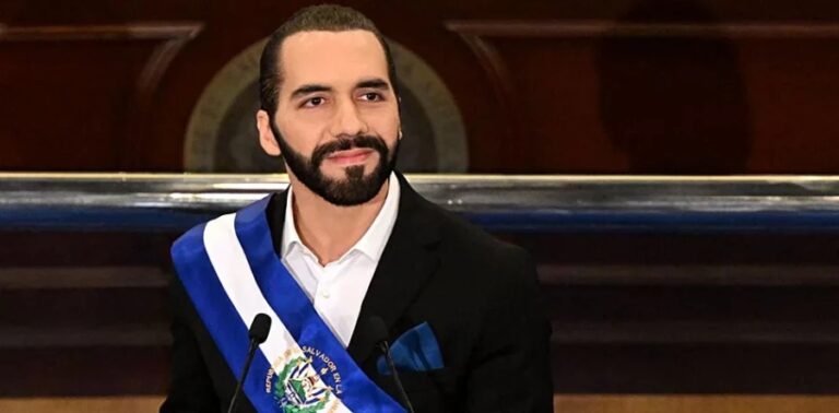 Bukele y el poder absoluto: ¿cómo lo consiguió tan rápido?