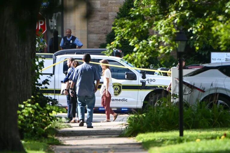 Tiroteo en Minneapolis: al menos dos muertos y 20 heridos en escuela católica
