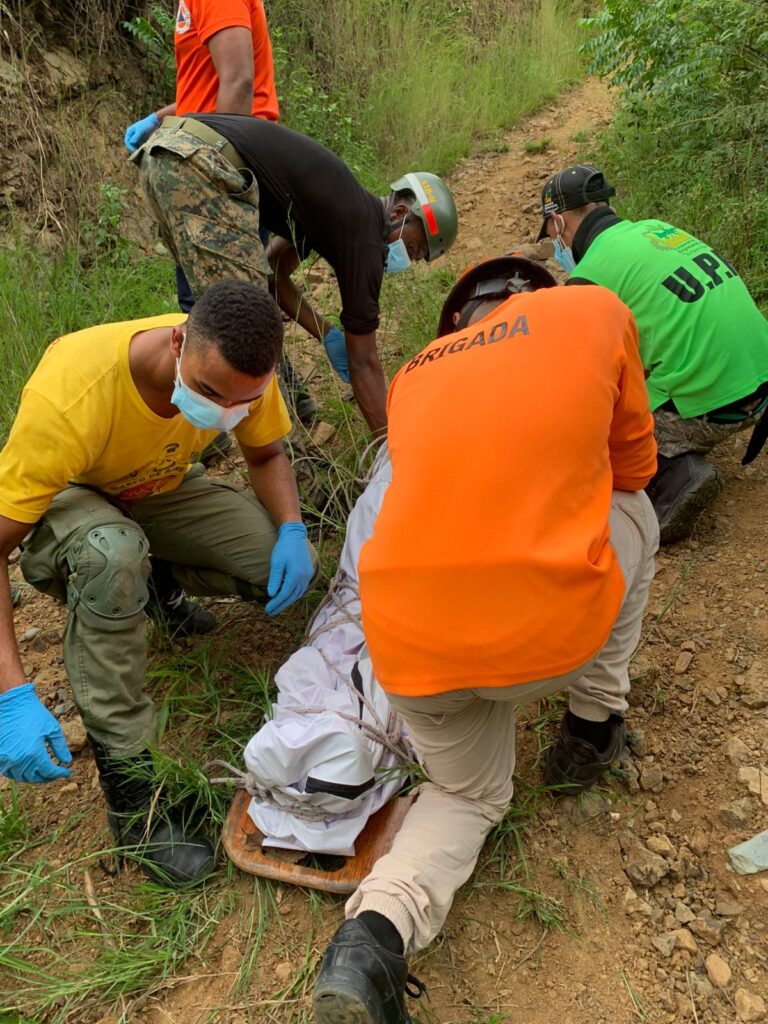Recuperan cuerpo sin vida de Leonor de la Cruz tras intensa búsqueda en la Cordillera Central