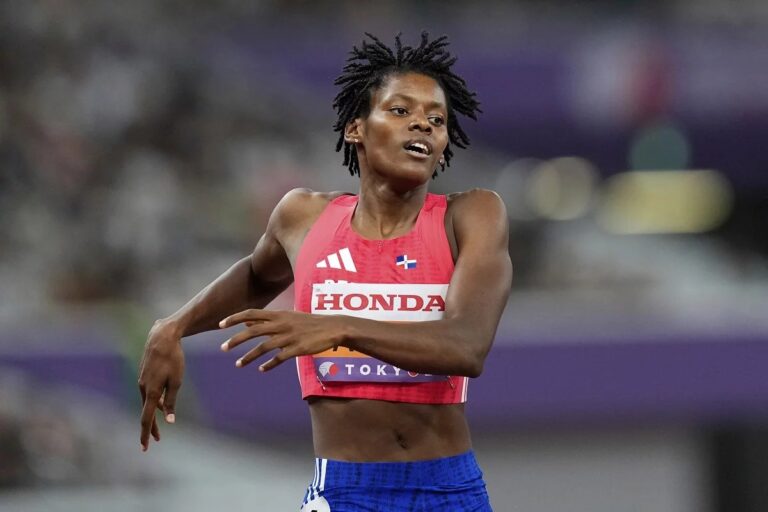 Marileidy Paulino clasifica a la final del Mundial de Atletismo en Tokio