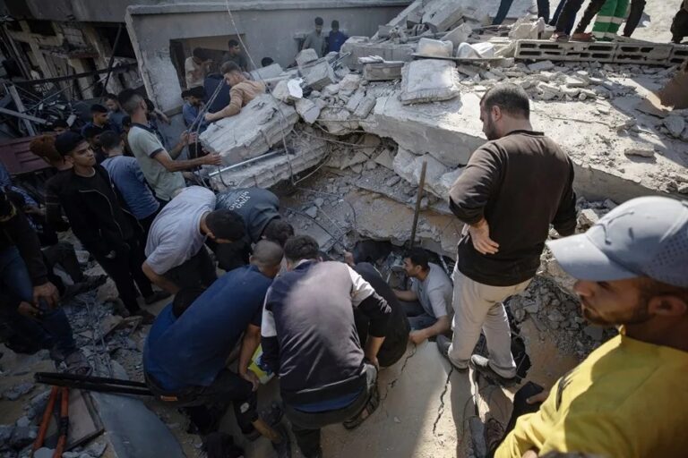 Al menos 24 muertos en Gaza, entre ellos una madre y seis de sus hijos en Deir el Balah