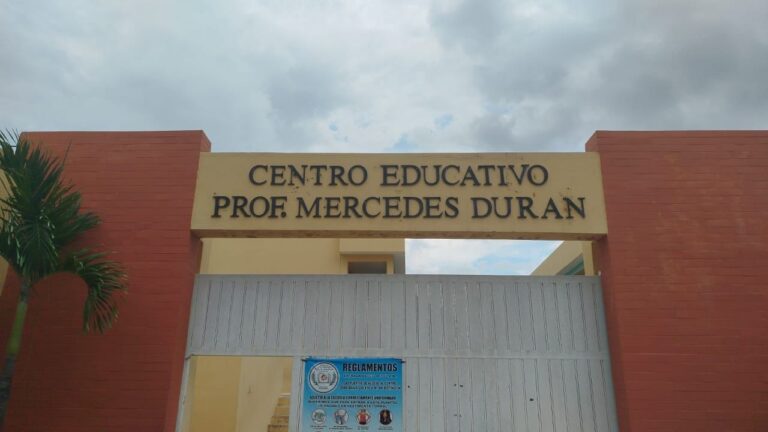 Niño es agredido por adolescente cuando salía de la escuela en Jarabacoa; padres piden seguridad escolar