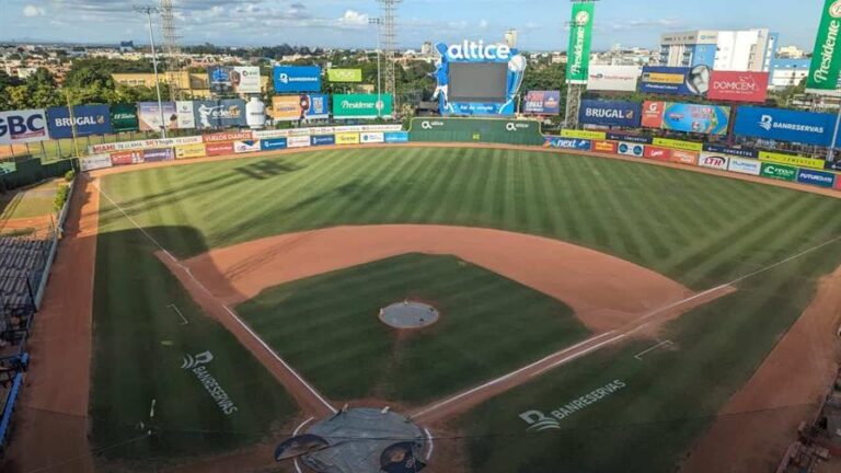 El Estadio Quisqueya Juan Marichal espera aún por proponentes para su construcción o remodelación