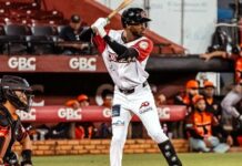 El debutante Samad Taylor pega jonrón para ayudar Gigantes en paliza sobre los Toros 12-3