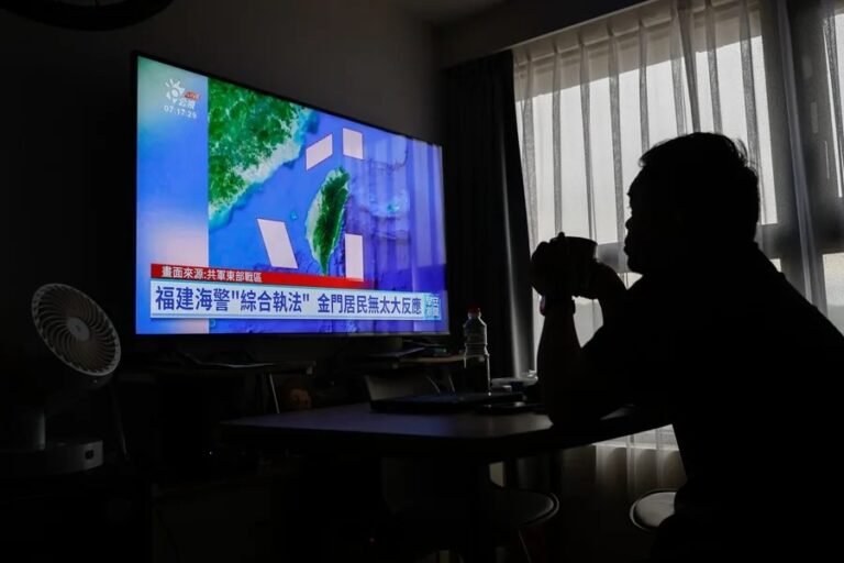 China lanza nuevo simulacro con fuego real cerca de Taiwán