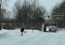 Ascienden a 34 los muertos por tormenta en EEUU y 530.000 hogares siguen sin electricidad