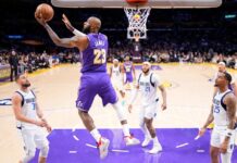LeBron James se convierte en el jugador de mayor edad en hacer un triple-doble