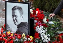 Seguidores de Navalni le homenajean tras denuncias de envenenamiento a manos del Kremlin