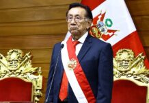 El nuevo presidente de Perú se declara independiente y dice que no tiene partido político