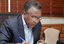 Desconocidos irrumpen en residencia de Félix Bautista; despojan del arma al vigilante