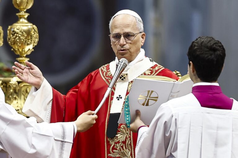 El Papa dice: Salud mental juvenil es una urgencia global