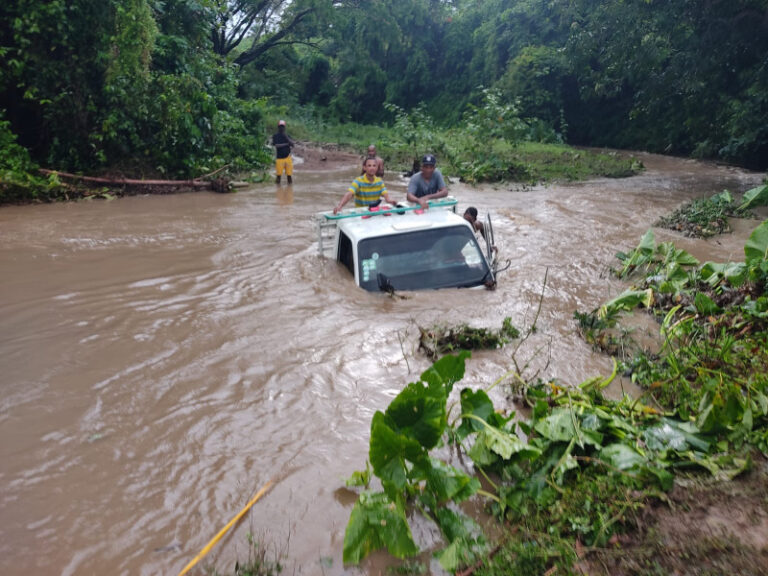 Lluvias causan más estragos en provincias de República Dominicana