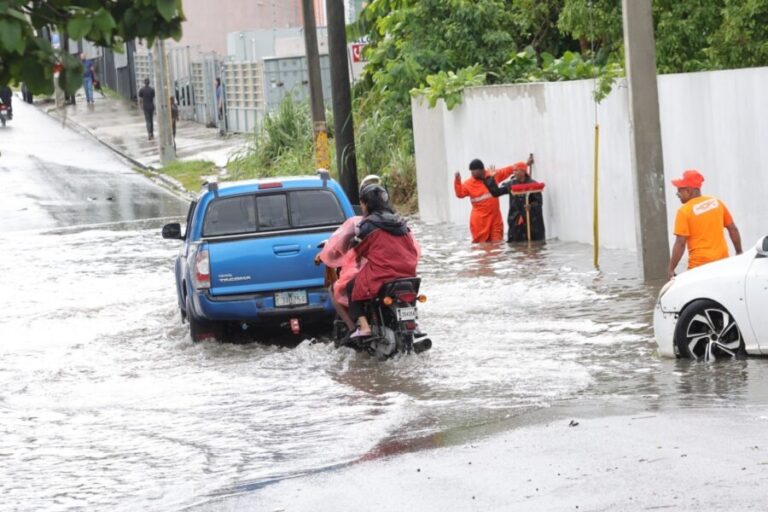 Fuertes lluvias, ráfagas de viento y posibles granizadas este jueves por incidencia de vaguada