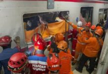 Al menos 14 muertos tras colisión de dos trenes a las afueras de Yakarta