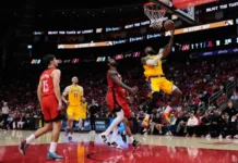 LeBron James guía a los Lakers a eliminar a Houston y avanzar a segunda ronda contra Oklahoma