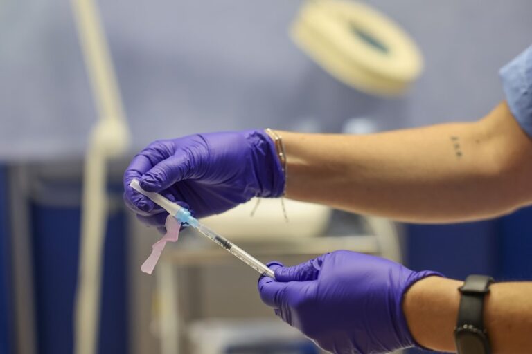 La EMA busca tratamientos contra el hantavirus y alerta de bulos sobre vacunas del COVID