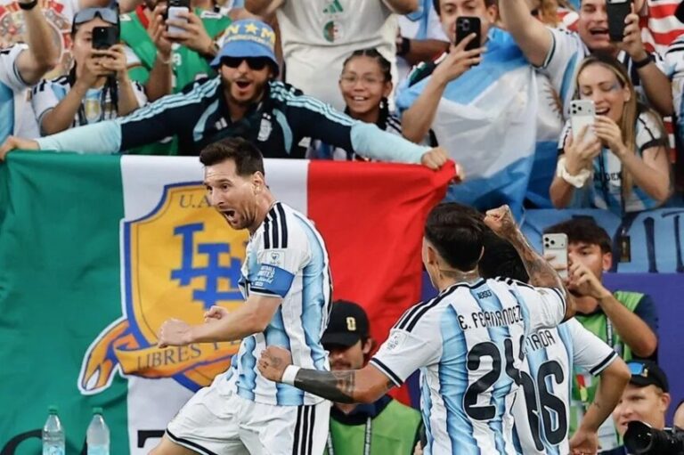 Messi iguala récord goleador de los Mundiales con histórico triplete en triunfo argentino