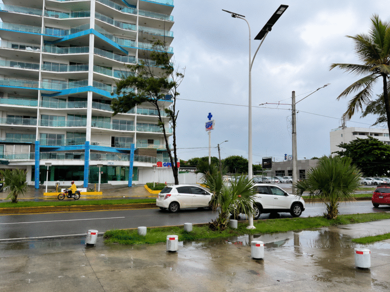 Vaguada provocará aguaceros y tormentas eléctricas este viernes en algunas provincias