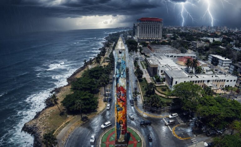Indomet pronostica aguaceros y tormentas eléctricas por incidencia de vaguada