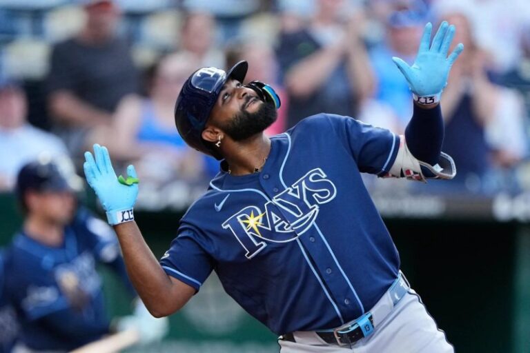 Caminero sigue haciendo historia y empata récord de los Rays con jonrón en seis juegos consecutivos