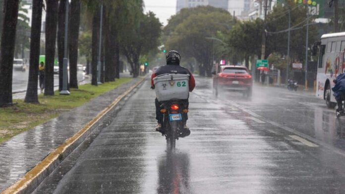lluvias-aisladas-en-el-pais-por-sistema-frontal-este-viernes-6fb9d286-focus-0-0-896-504